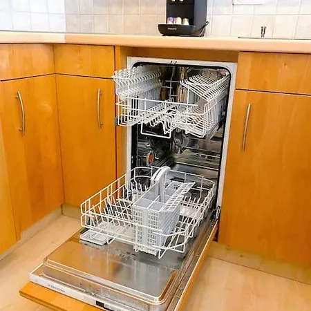 Central Apartment *